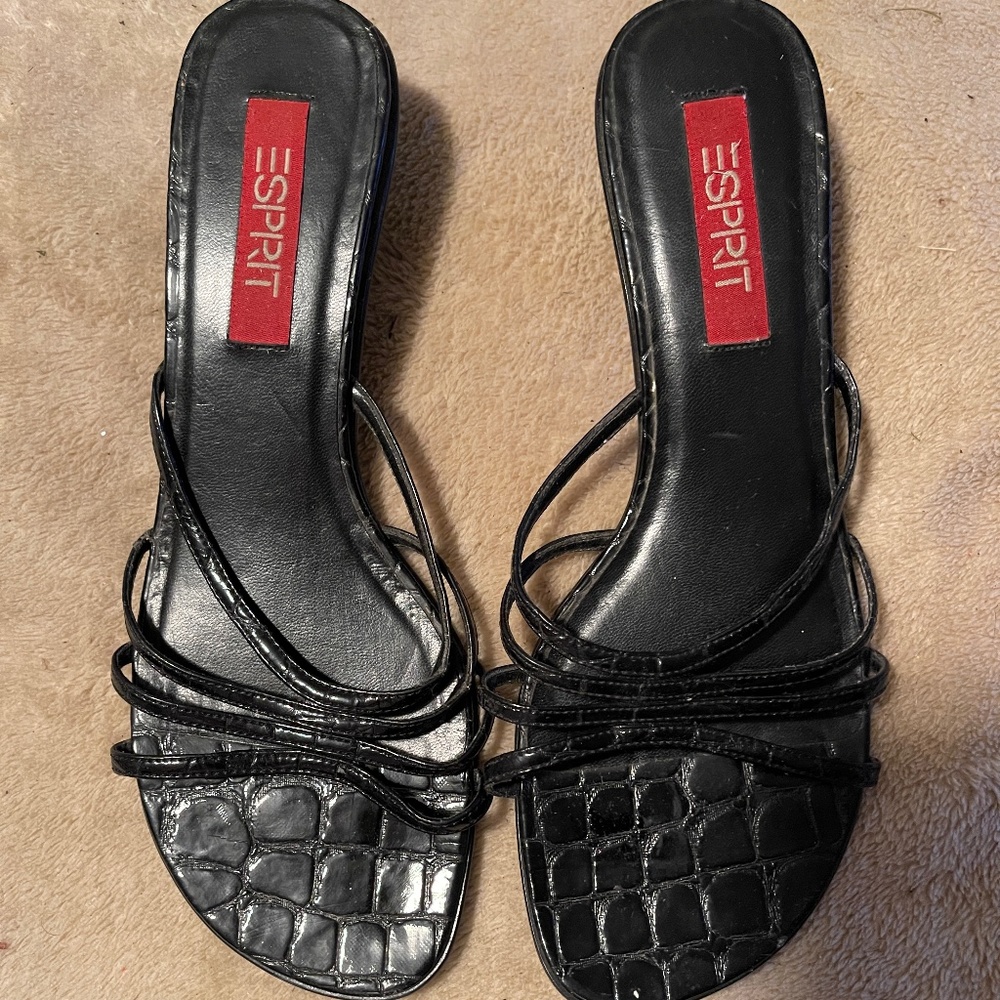 Black sandal